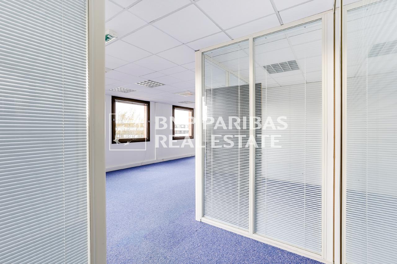 Vente bureau Montigny-le-Bretonneux Yvelines OVBUR2202989 2