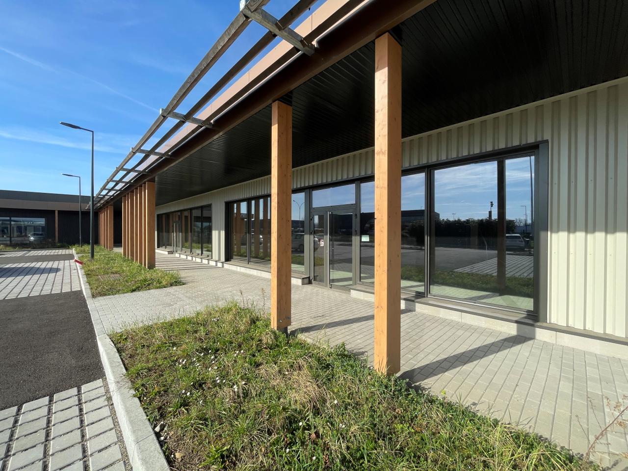 Vente local d'activité Illzach Haut-Rhin OVACT2422252 1