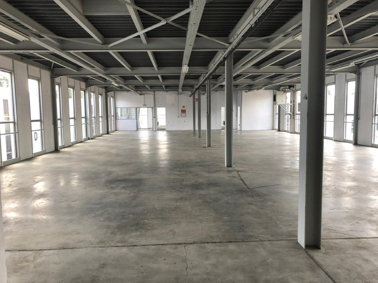 Location local d'activité Les Loges-en-Josas Yvelines OLACT2001498 2