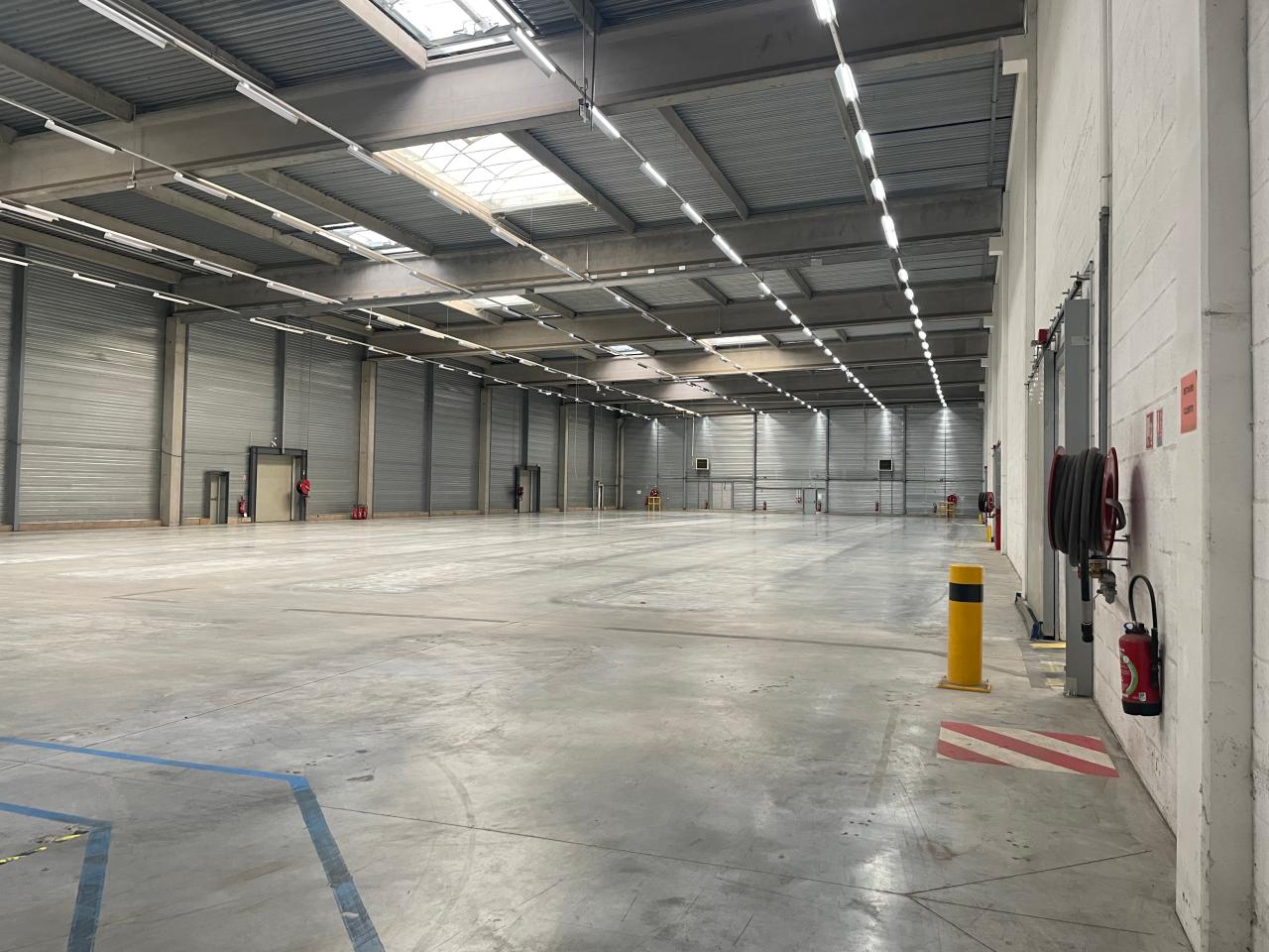 Location entrepôt classe a Chaussée-Saint-Victor Loir-et-Cher OLLOG2427736 3