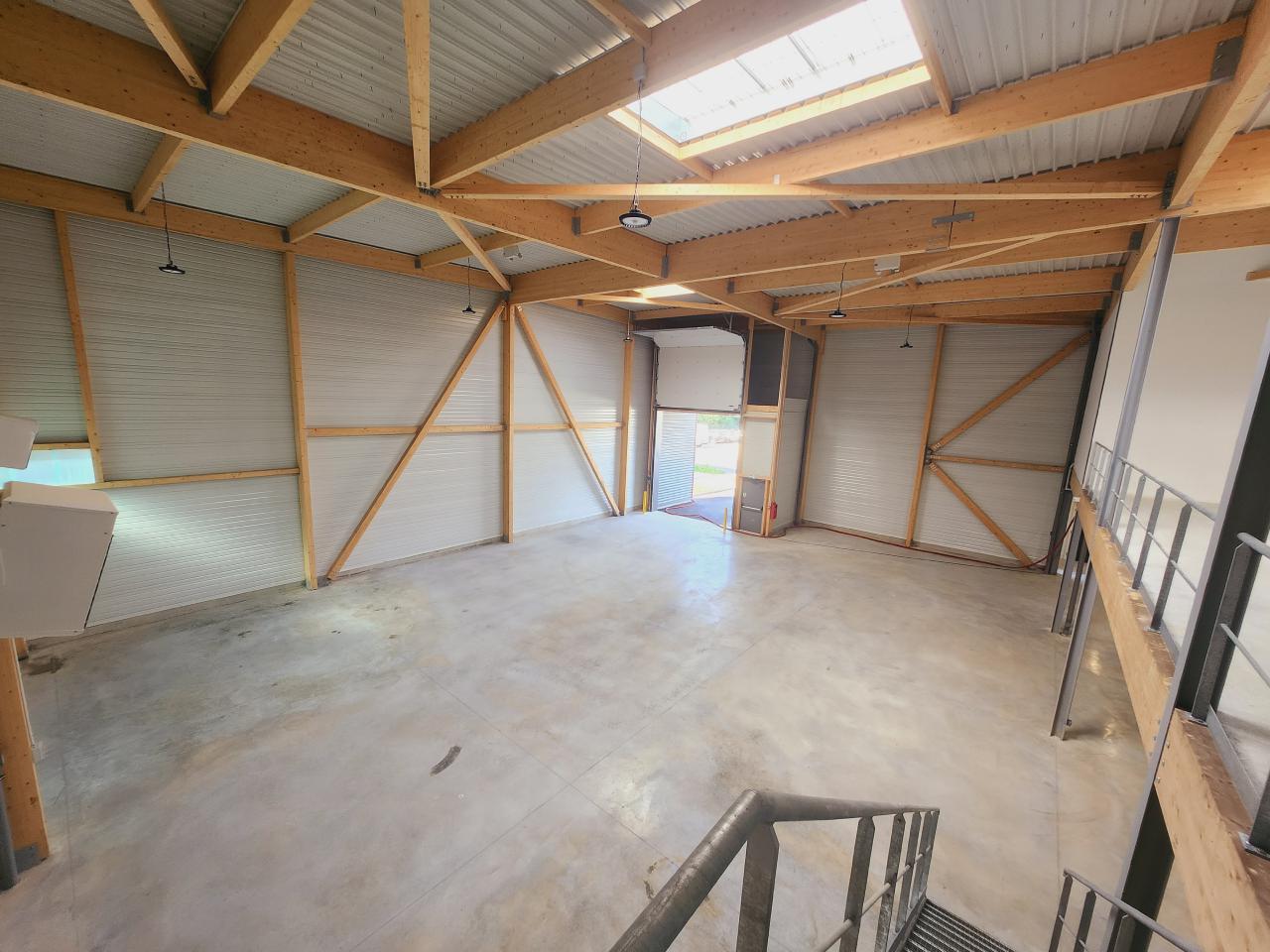 Location local d'activité Chanteloup-en-Brie Seine-et-Marne OLACT2117446
