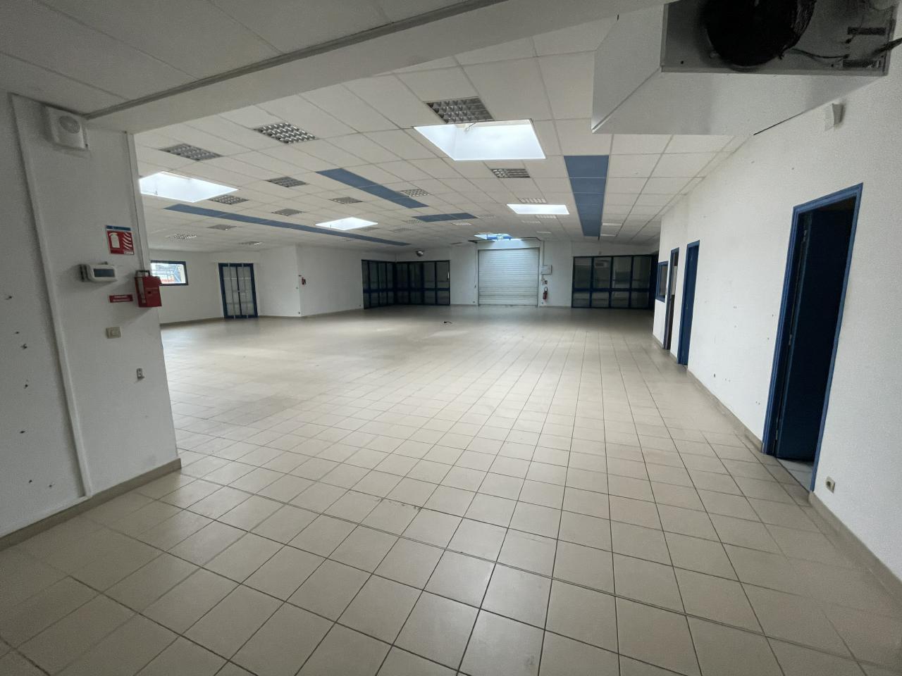 Location local d'activité Saint-Jacques-de-la-Lande Ille-et-Vilaine OLACT2532498 3
