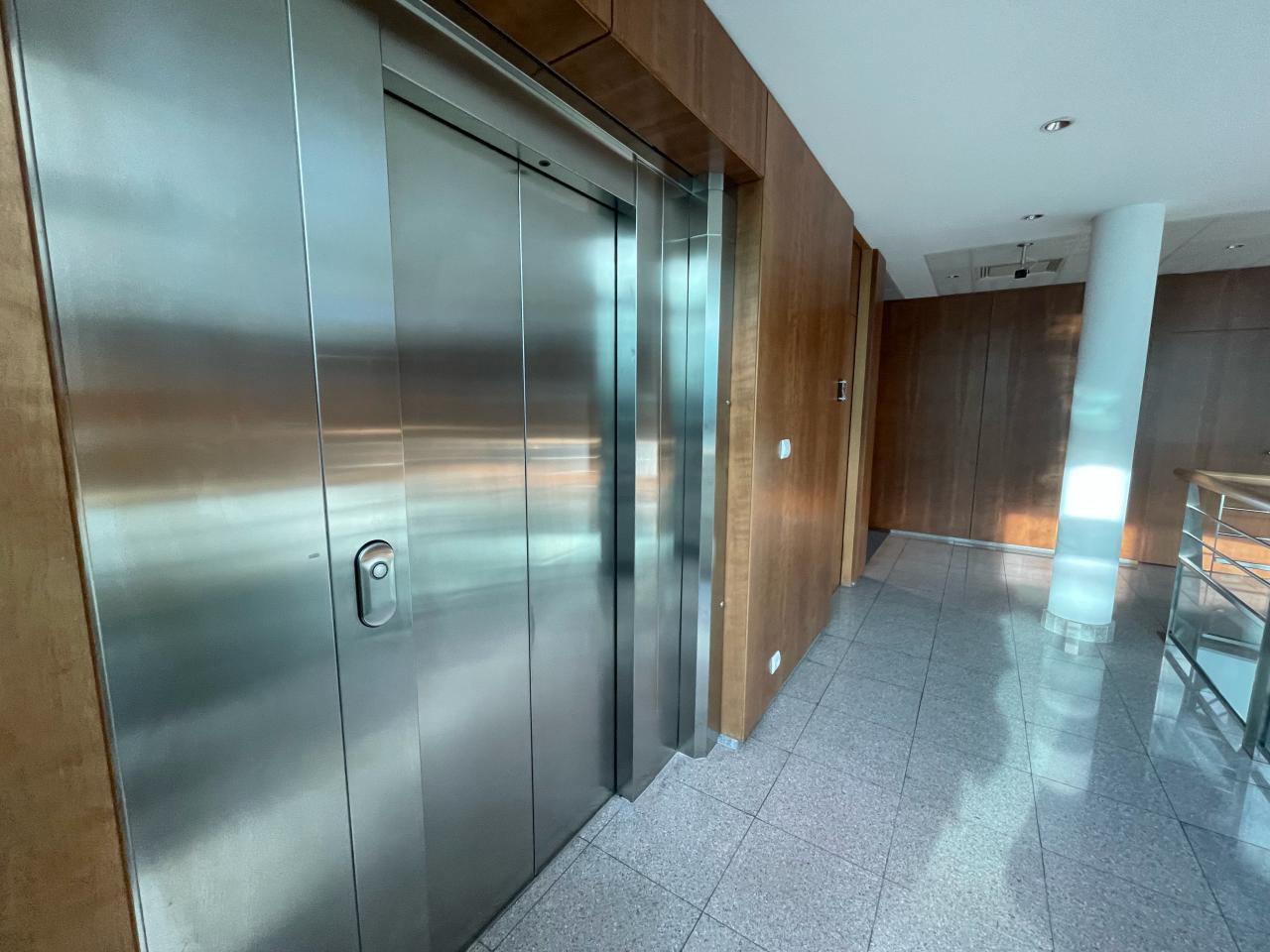 Vente bureau Orvault Loire-Atlantique OVBUR2533104 1