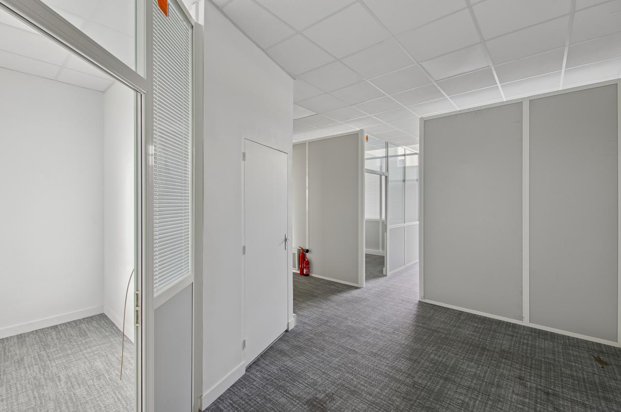 Location bureau La Plaine Saint-Denis Seine-Saint-Denis OLBUR2531646 3