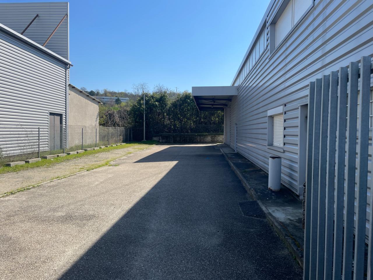 Location local d'activité Saint-Genis-Laval Rhône OLACT2638589 1
