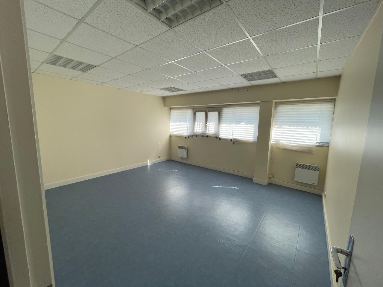 Location local d'activité Saint-Ouen-l'Aumône Val-d'Oise OLACT2640175 3