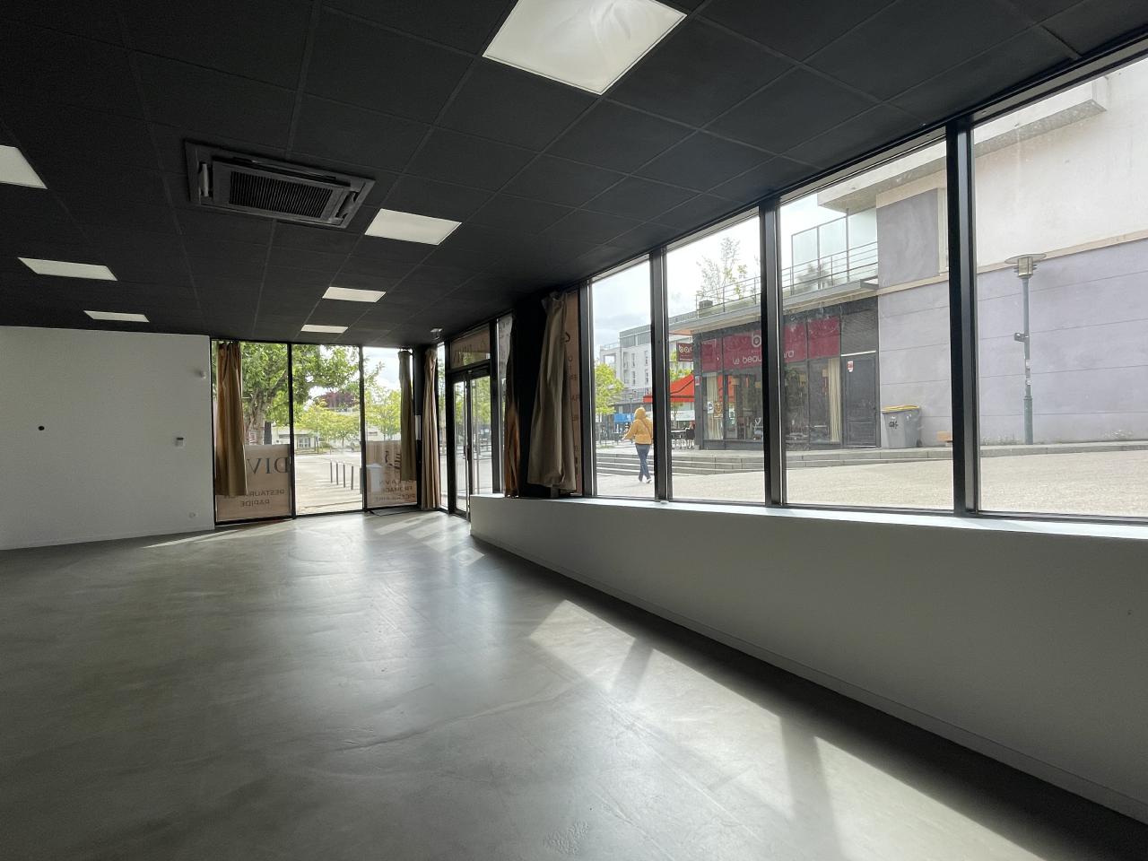 Location bureau Rennes Ille-et-Vilaine OLBUR2316426 3
