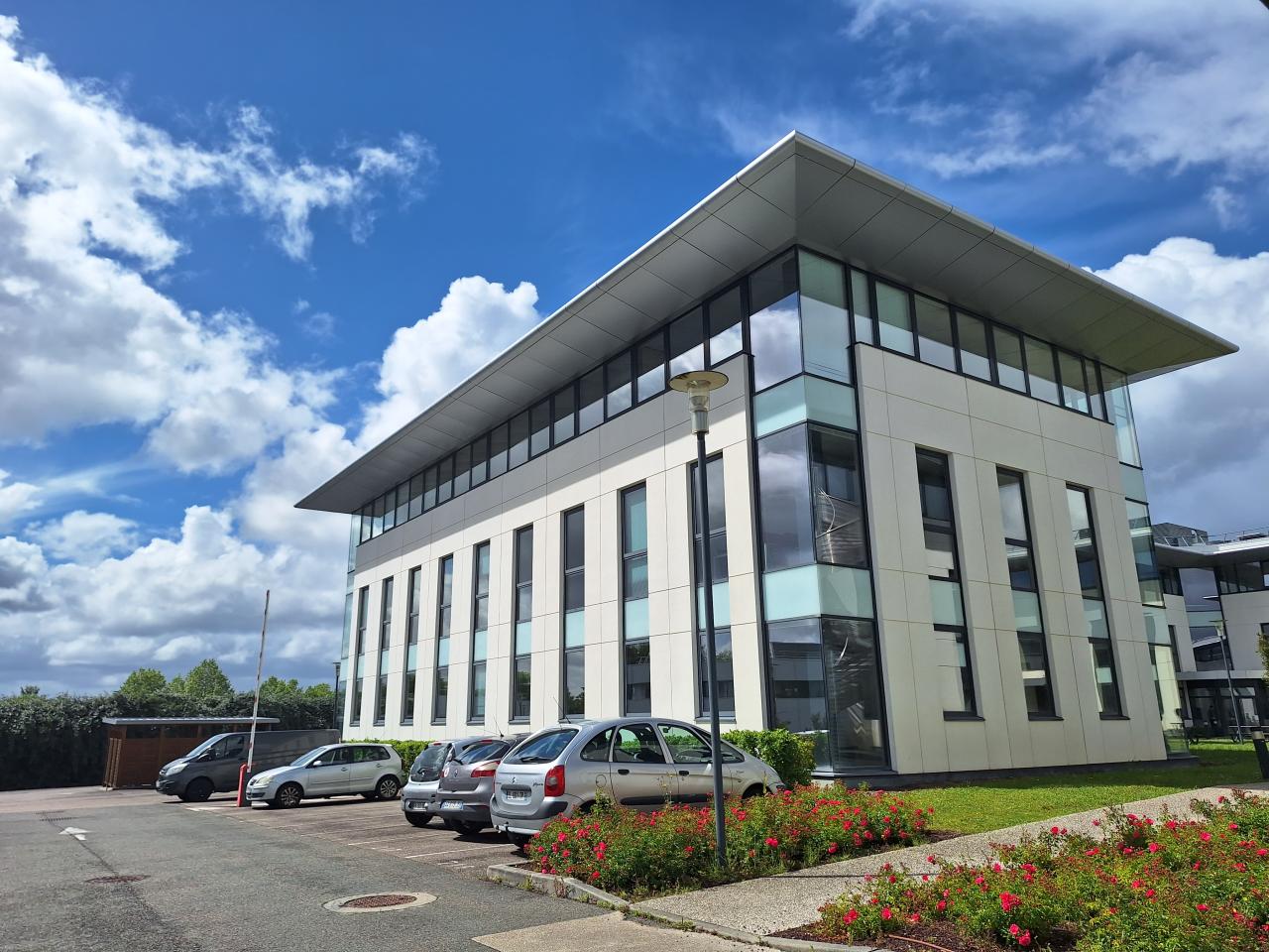 Location bureau Le Haillan Gironde OLBUR2532147 2