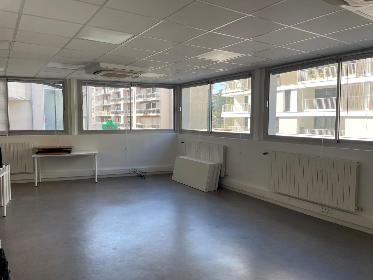 Location bureau Annecy Haute-Savoie OLBUR2423065 2