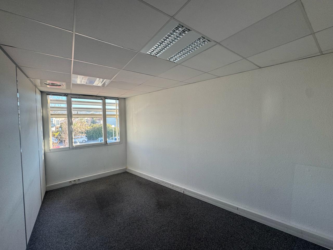 Location bureau Marseille Bouches-du-Rhône OLBUR2115213 2