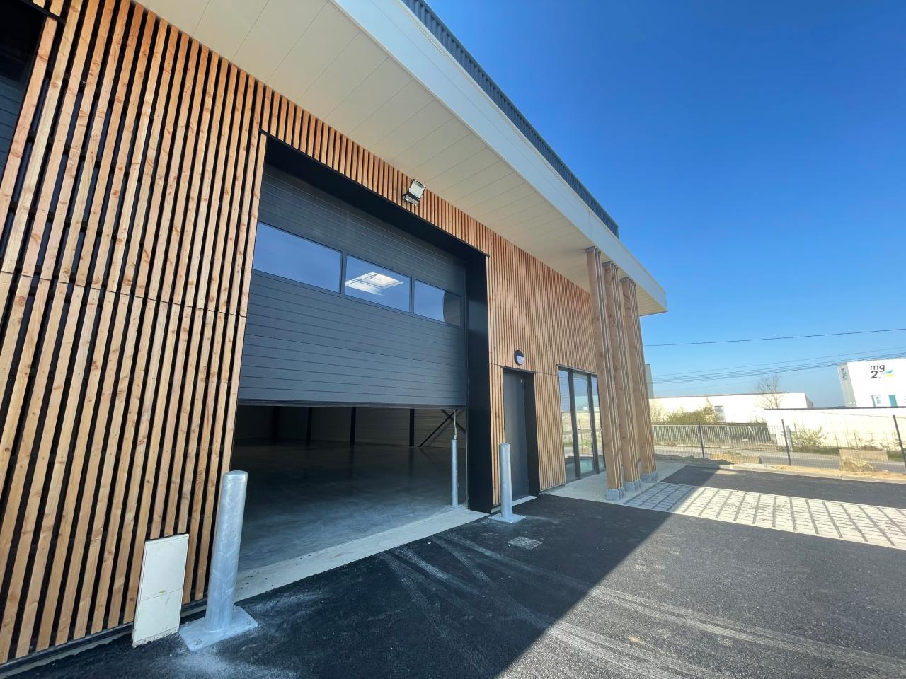 Location local d'activité Châteaubourg Ille-et-Vilaine OLACT2428068 1