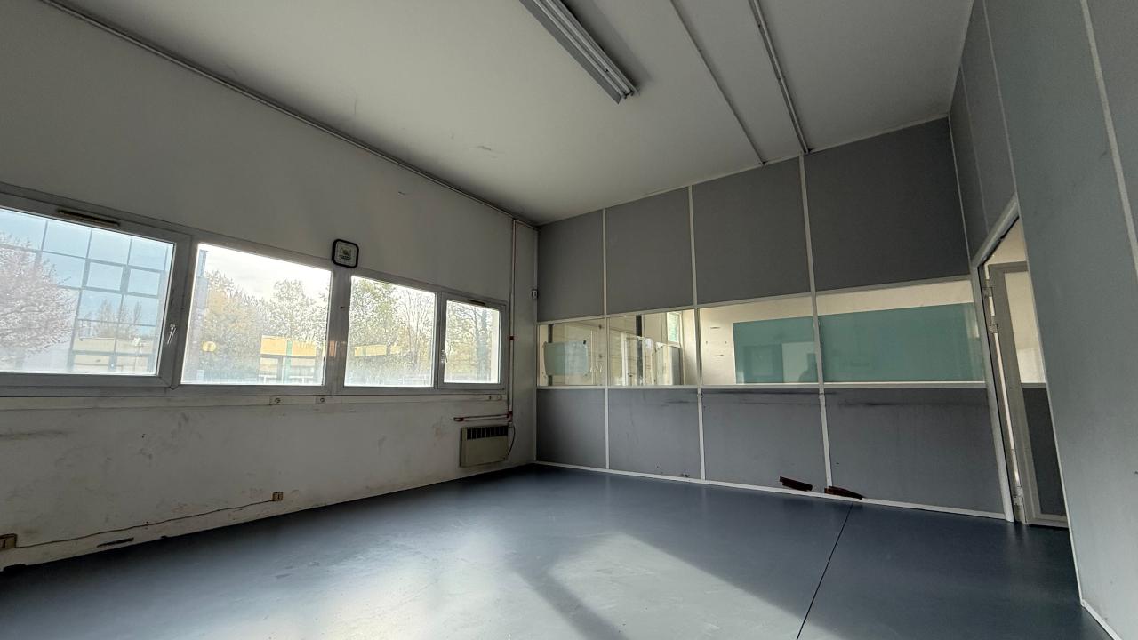 Location local d'activité Trappes Yvelines OLACT2531944 3
