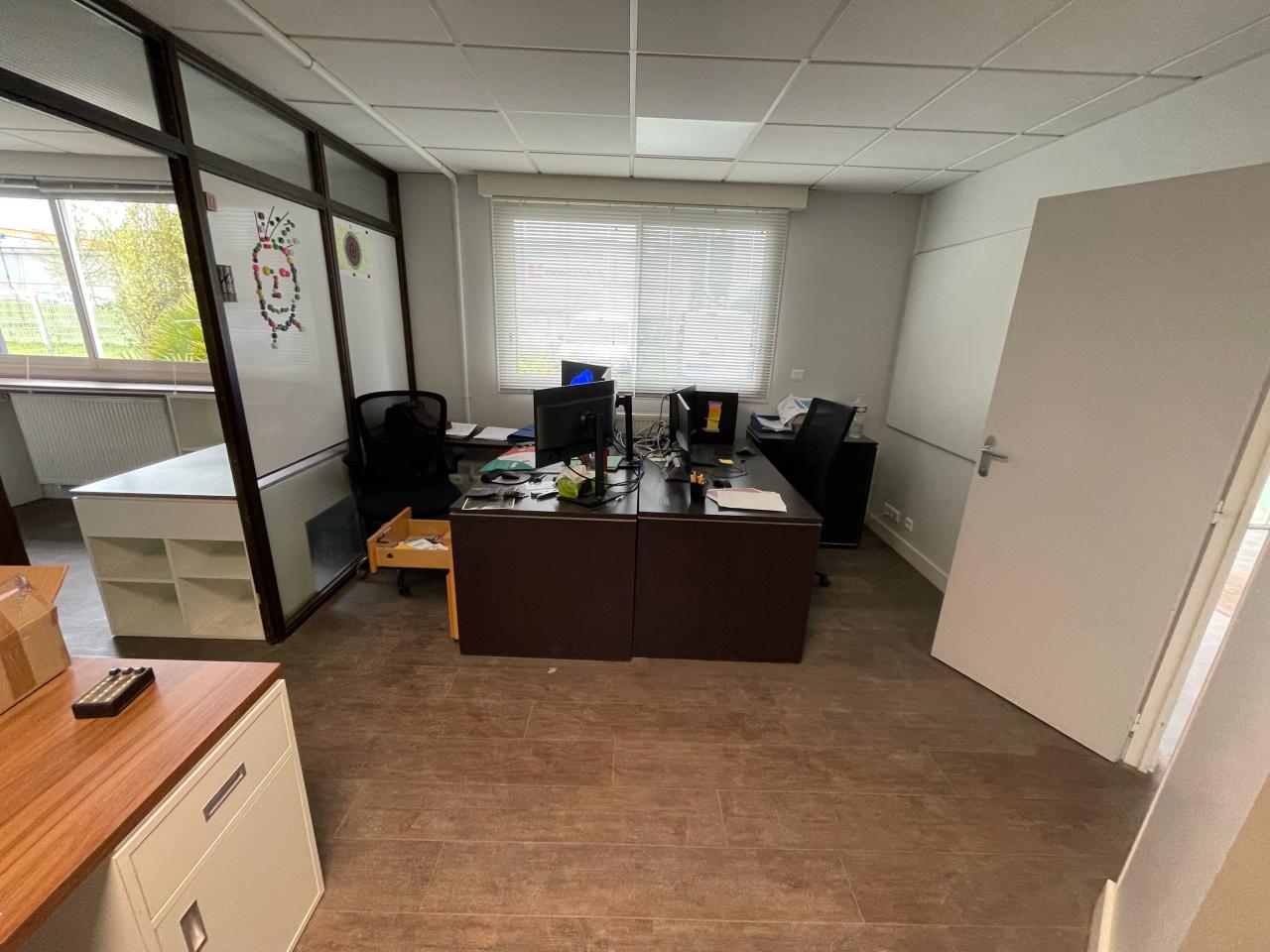 Location local d'activité Bourgbarré Ille-et-Vilaine OLACT2531372 1