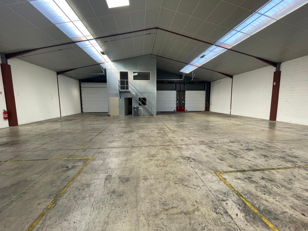Location local d'activité Vern-sur-Seiche Ille-et-Vilaine OLACT2638453 4