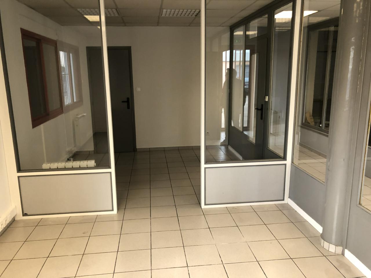 Location local d'activité Meyzieu Rhône OLACT2108944 3