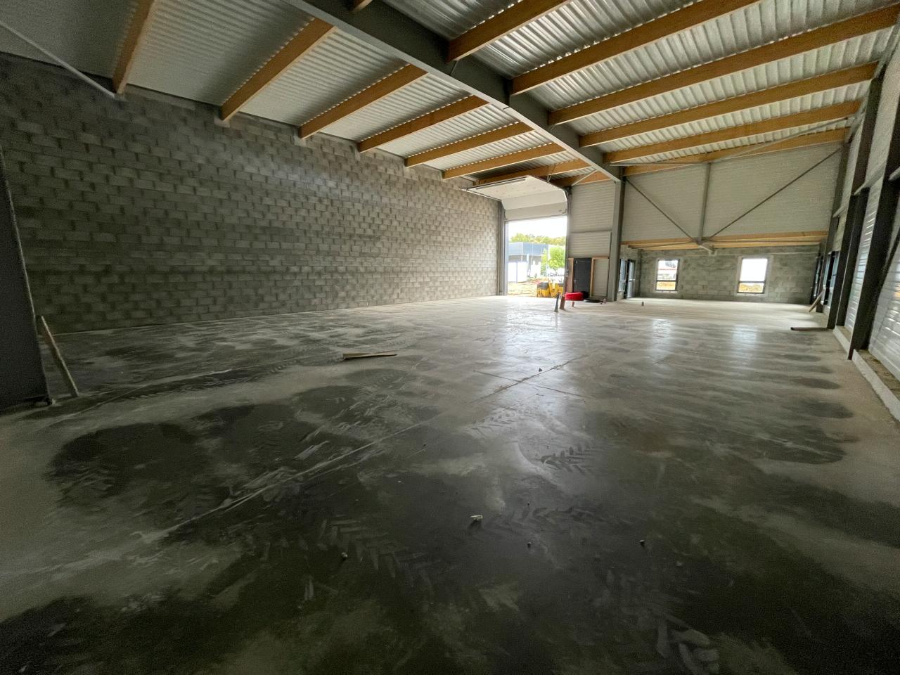 Vente local d'activité Liffré Ille-et-Vilaine OVACT2311813 3