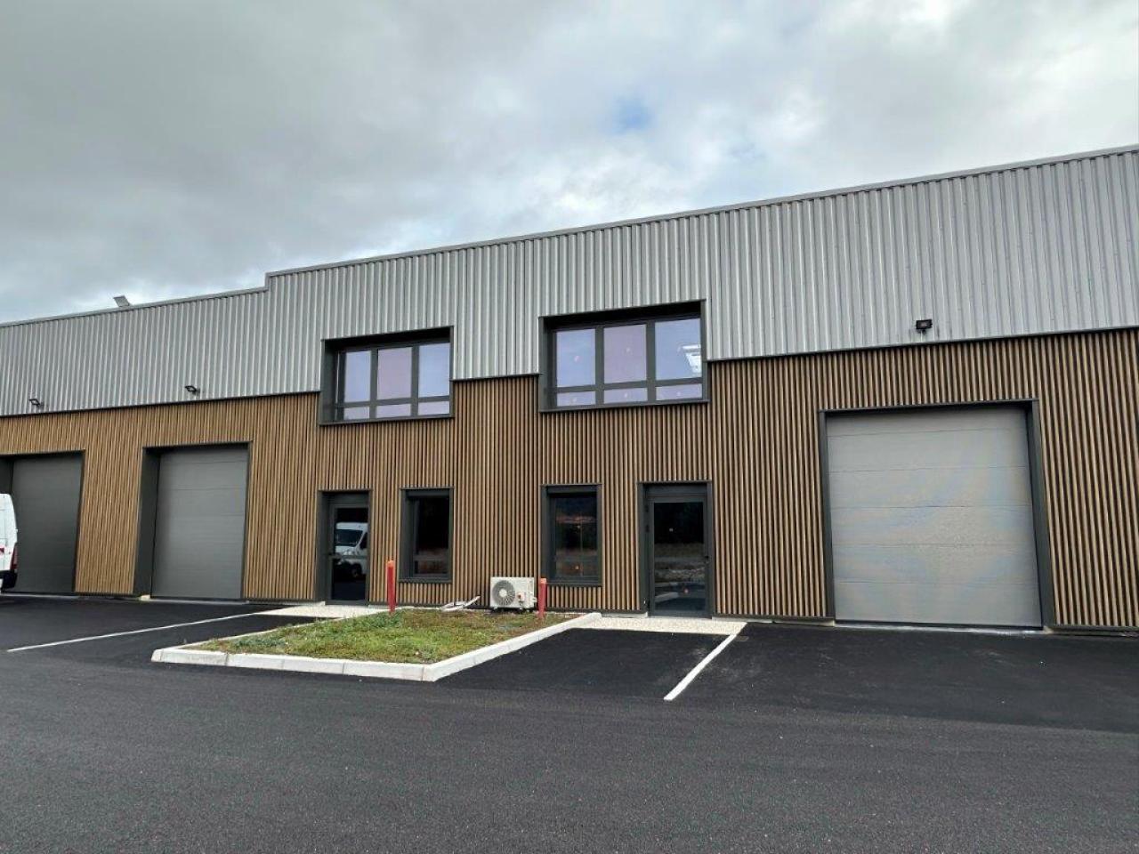 Vente local d'activité Bourgoin-Jallieu Isère OVACT2428466 1