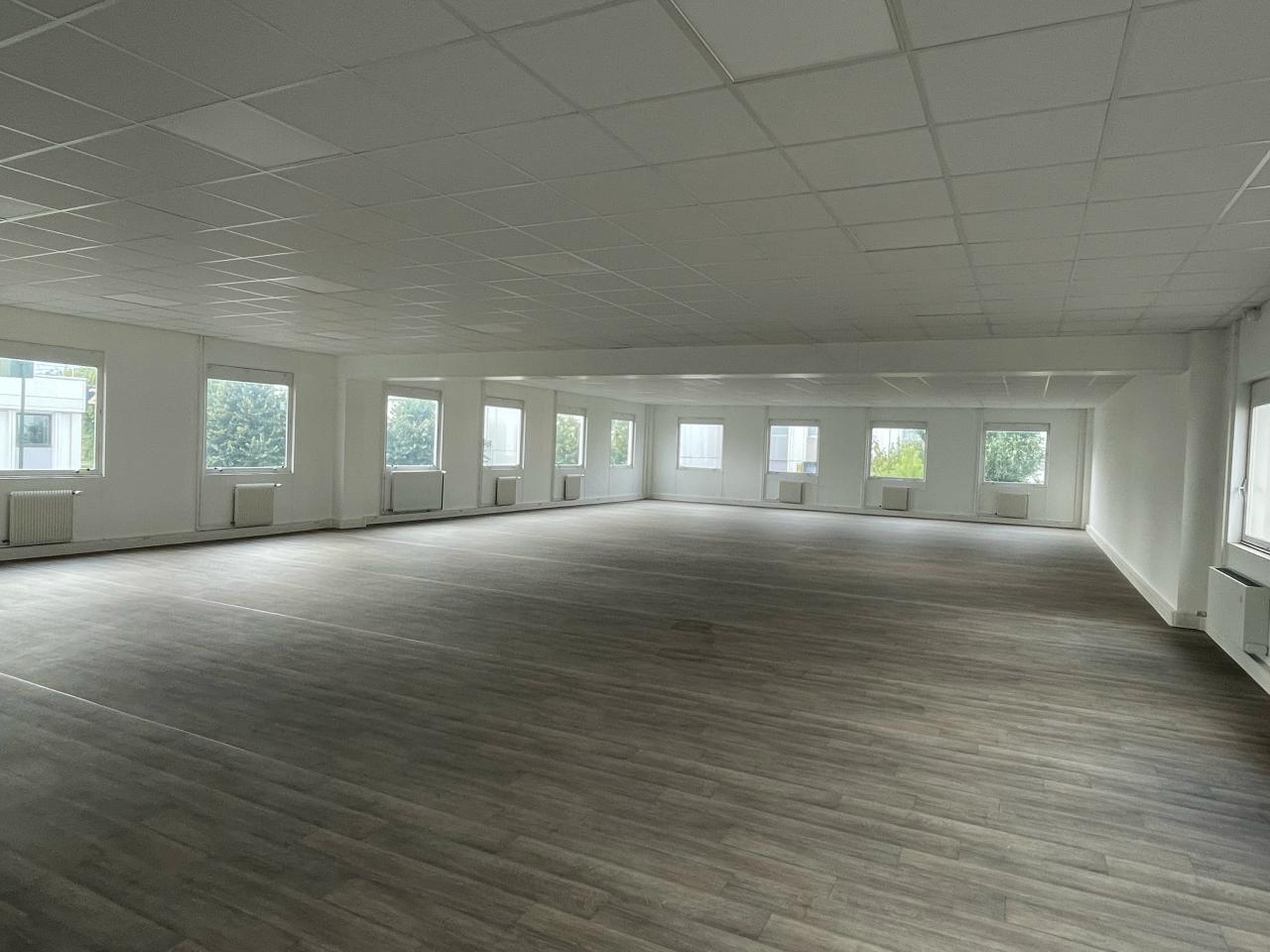 Vente bureau Osny Val-d'Oise OVBUR2425831 1