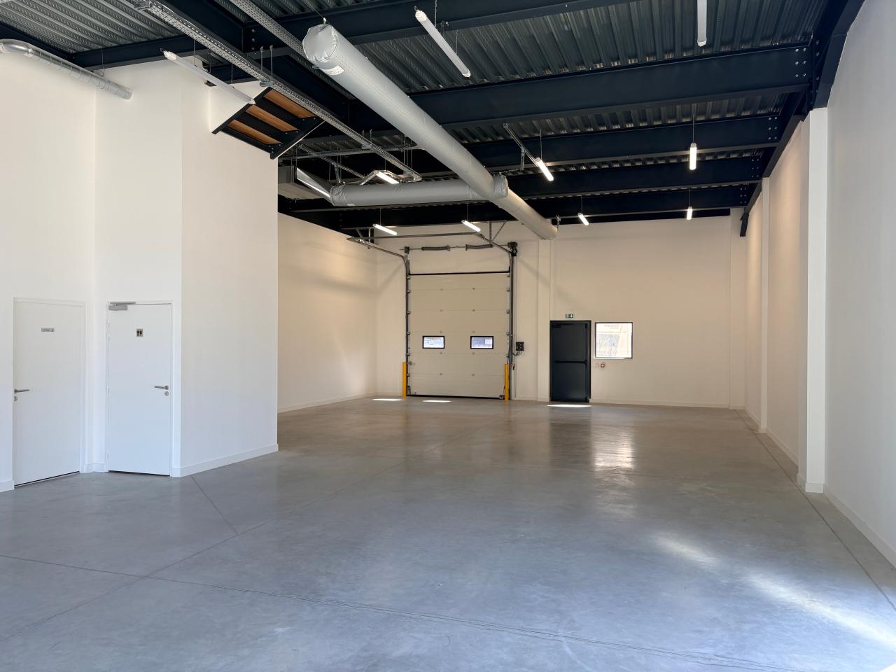 Location local d'activité Le Haillan Gironde OLACT2316412 1