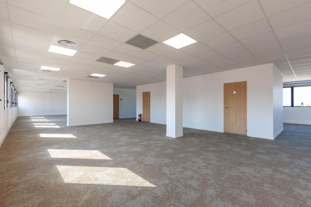 Vente bureau Marseille Bouches-du-Rhône OVBUR2425838 4
