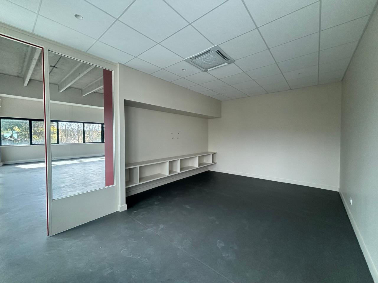 Location bureau Champagne-au-Mont-d'Or Rhône OLBUR2640592 2