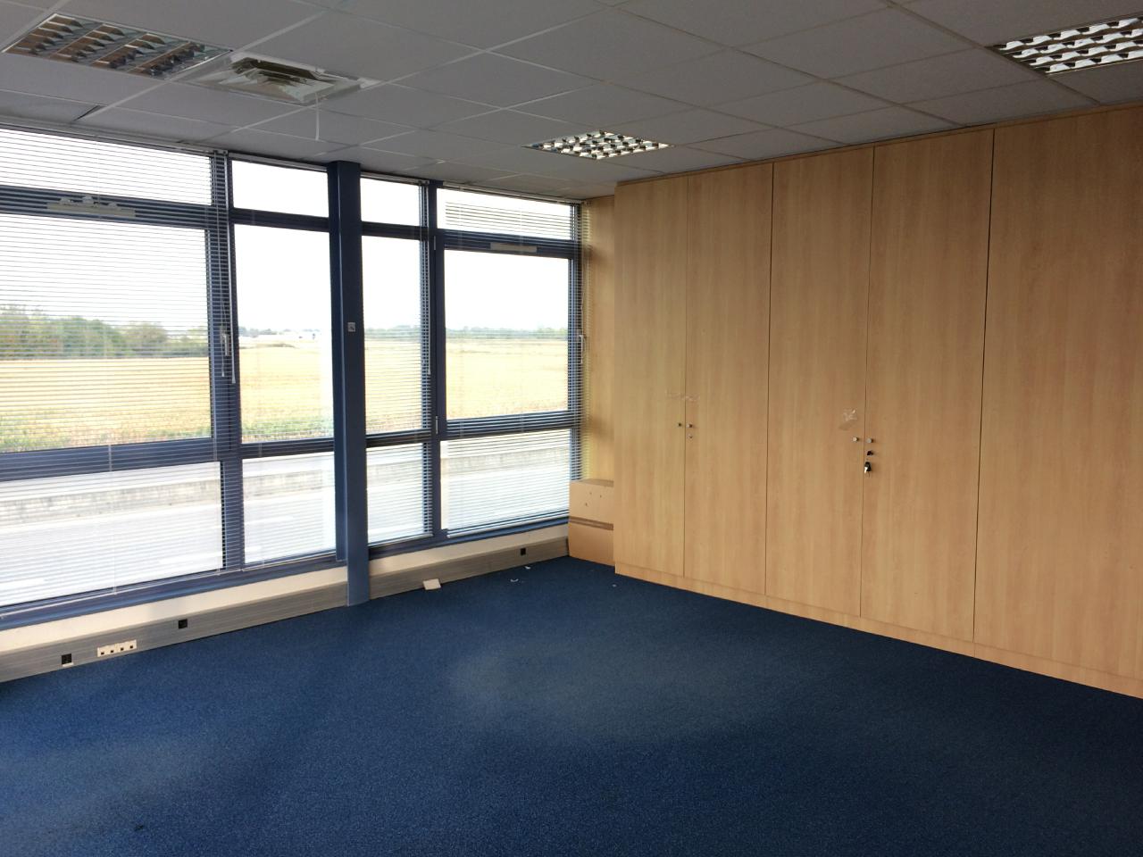 Location bureau Entzheim Bas-Rhin OLBUR2535796 3