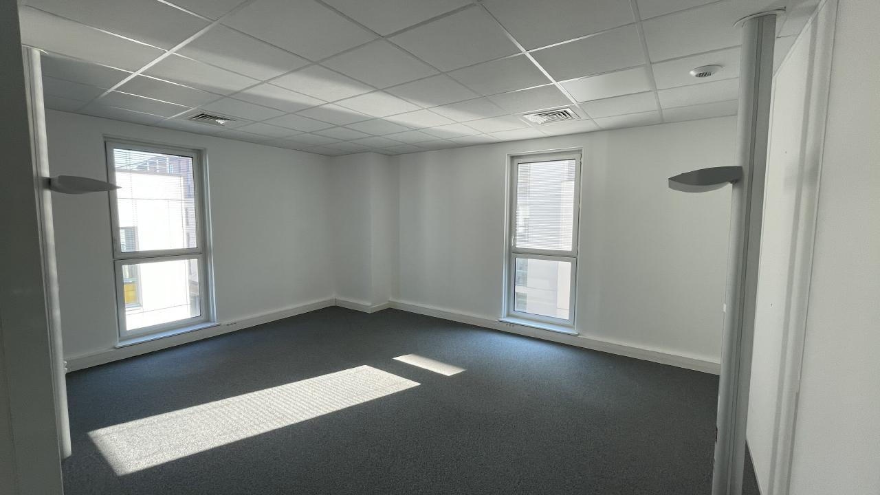 Location bureau Le Mans Sarthe OLBUR2201463 3