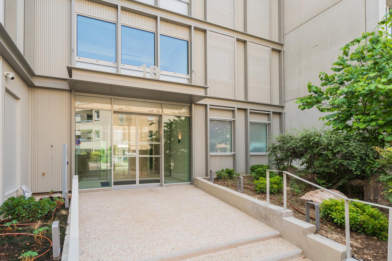 Location bureau Issy-les-Moulineaux Hauts-de-Seine OLBUR2205787 1