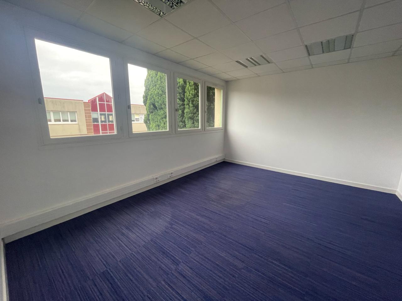 Location bureau Cesson-Sévigné Ille-et-Vilaine OLBUR2312444 1