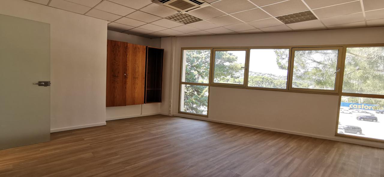 Vente bureau Le Cannet Alpes-Maritimes OVBUR2427653
