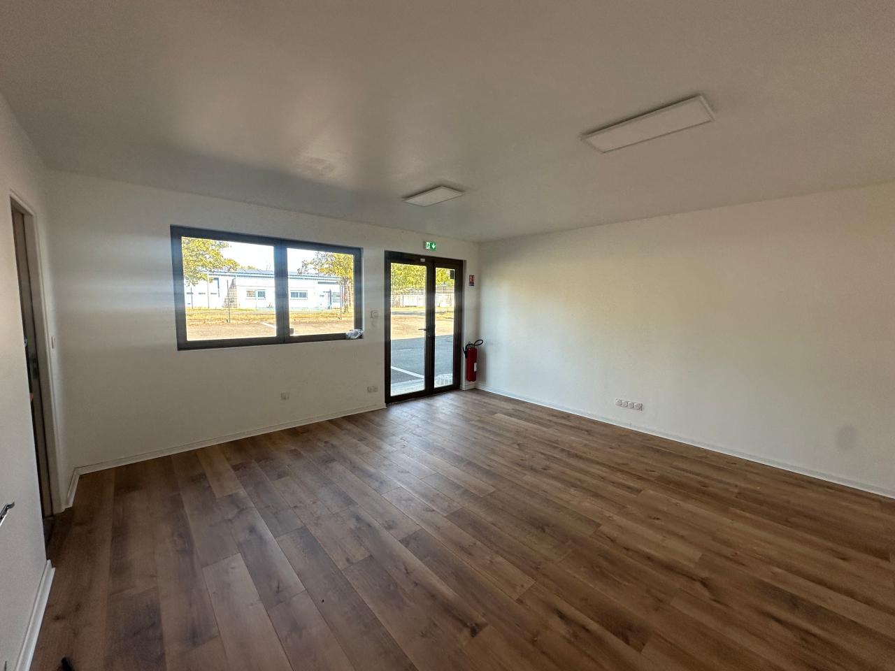 Location local d'activité Montlouis-sur-Loire Indre-et-Loire OLACT2644376 3