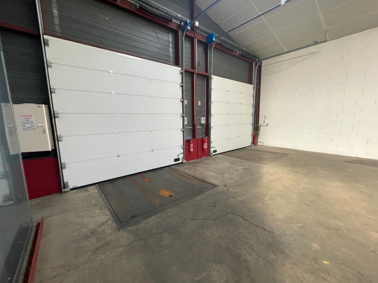 Location local d'activité Vern-sur-Seiche Ille-et-Vilaine OLACT2638453 2