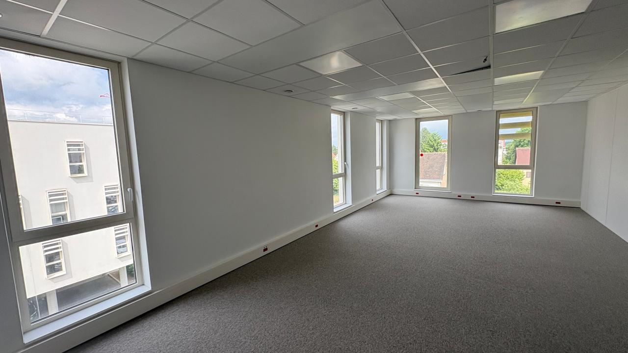 Location bureau Tours Indre-et-Loire OLBUR2641547 4