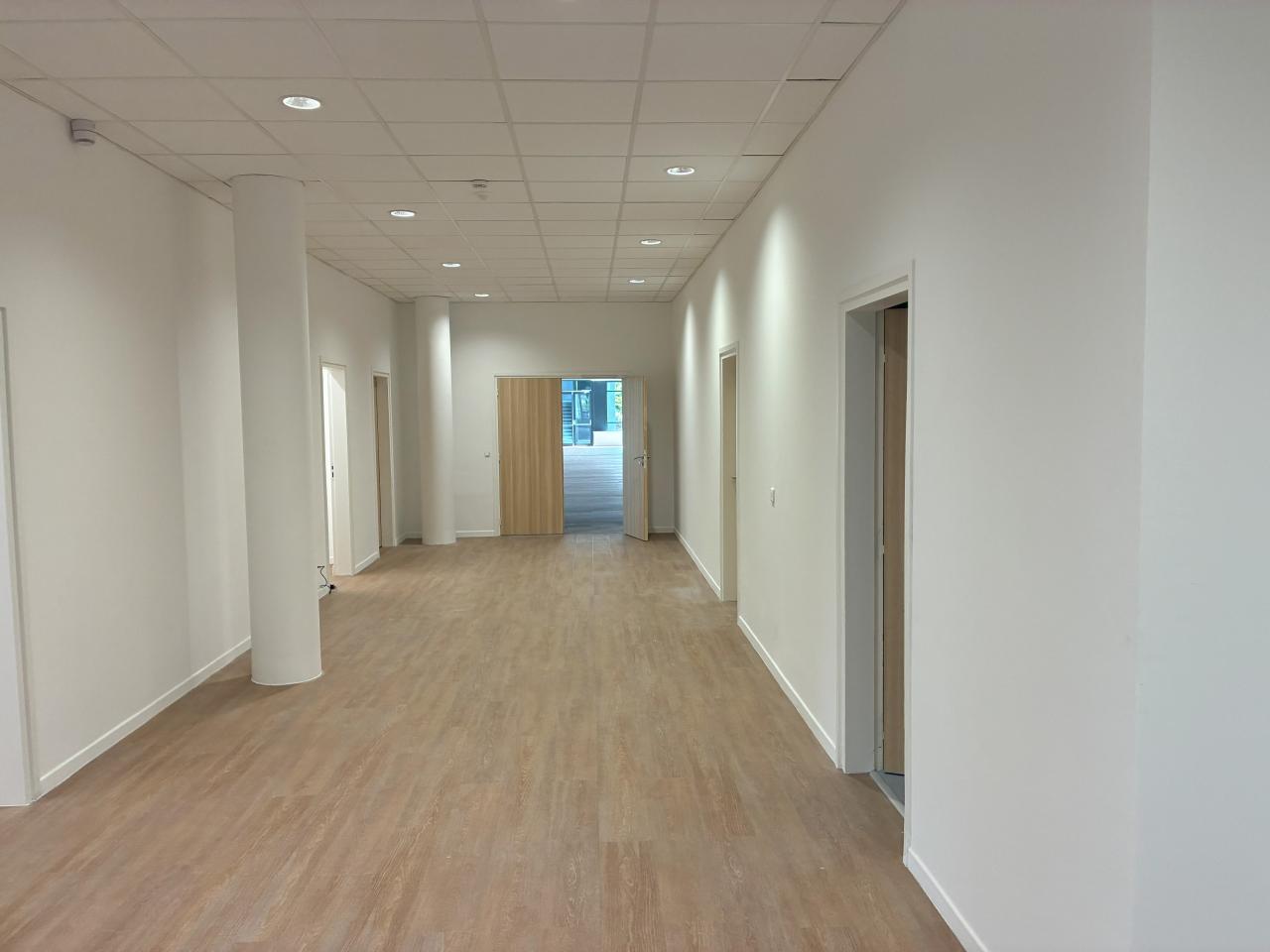 Location entrepôt classe a Combs-la-Ville Seine-et-Marne OLLOG2419823 2