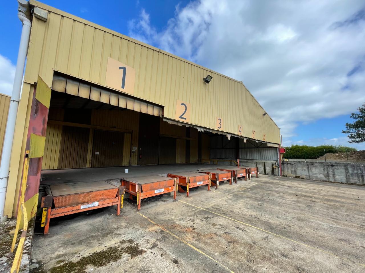 Vente local d'activité Thiverval-Grignon Yvelines OVACT2532599 1