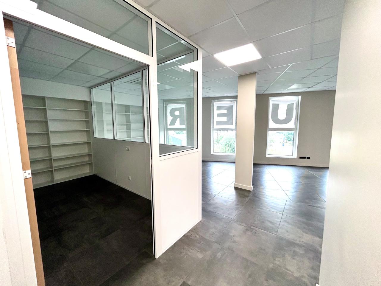 Location bureau Noyal-Châtillon-sur-Seiche Ille-et-Vilaine OLBUR2317392 4