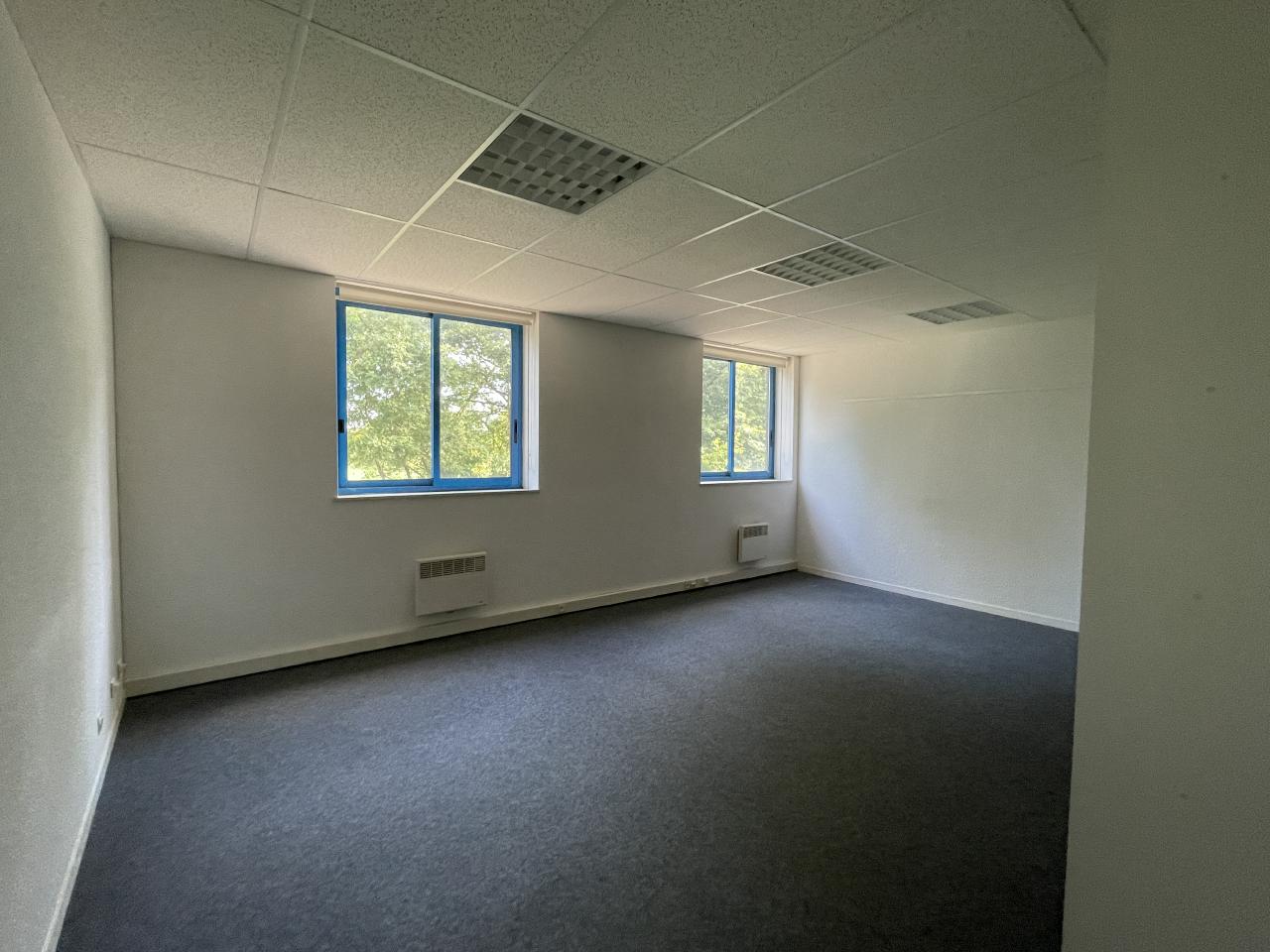 Location bureau Vern-sur-Seiche Ille-et-Vilaine OLBUR2112780 3