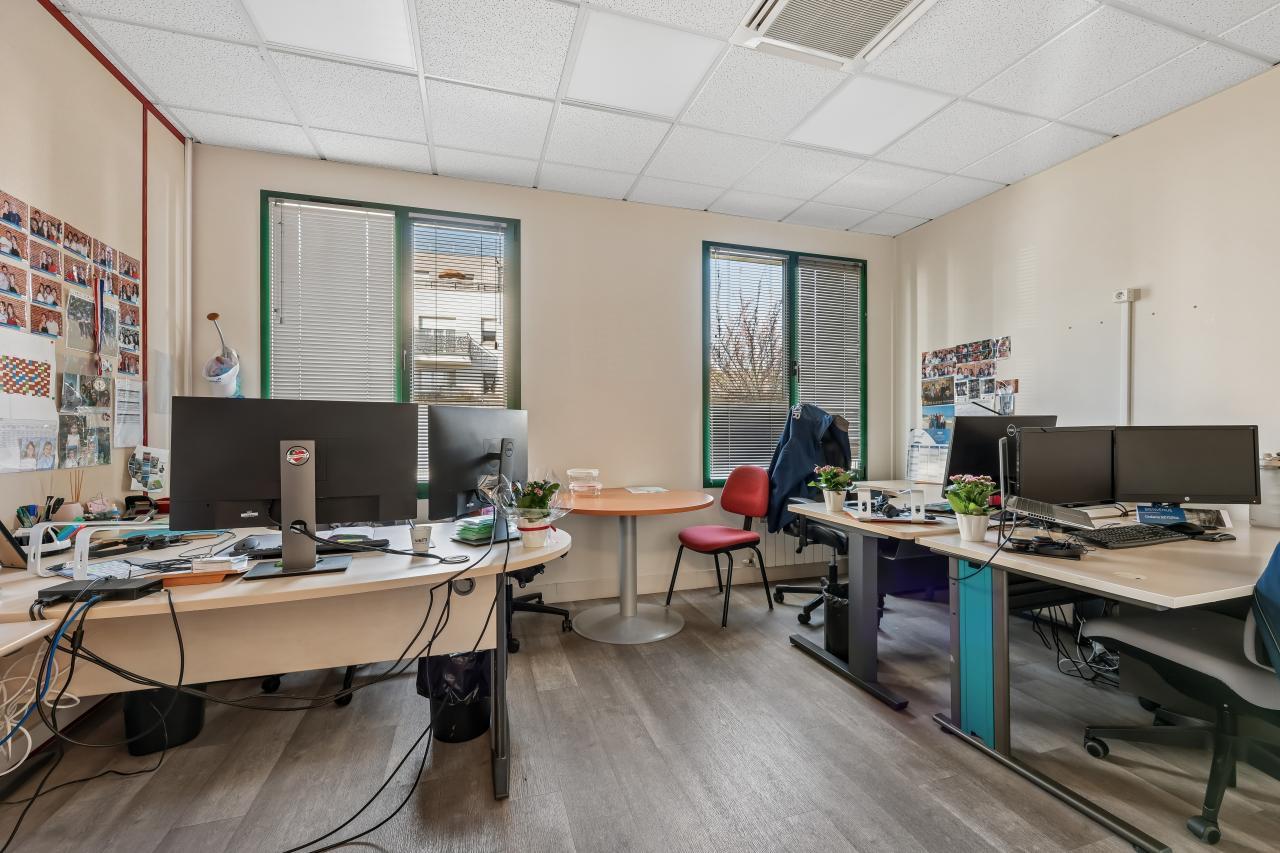 Vente bureau Pontault-Combault Seine-et-Marne OVBUR2638156 2