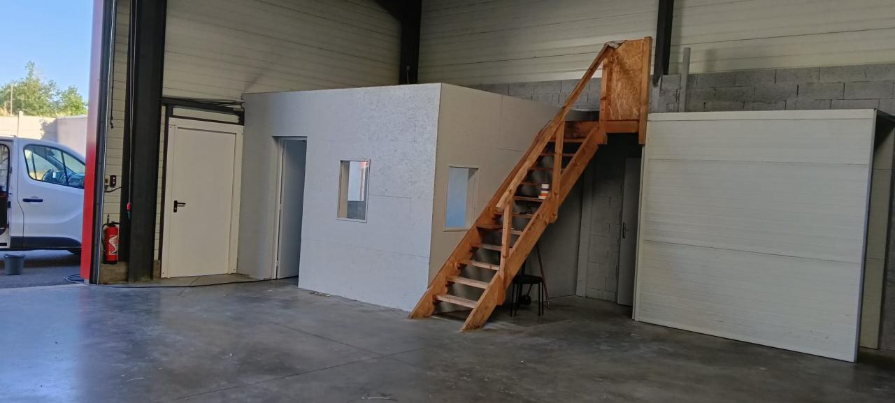 Location local d'activité Monts Indre-et-Loire OLACT2534559 1