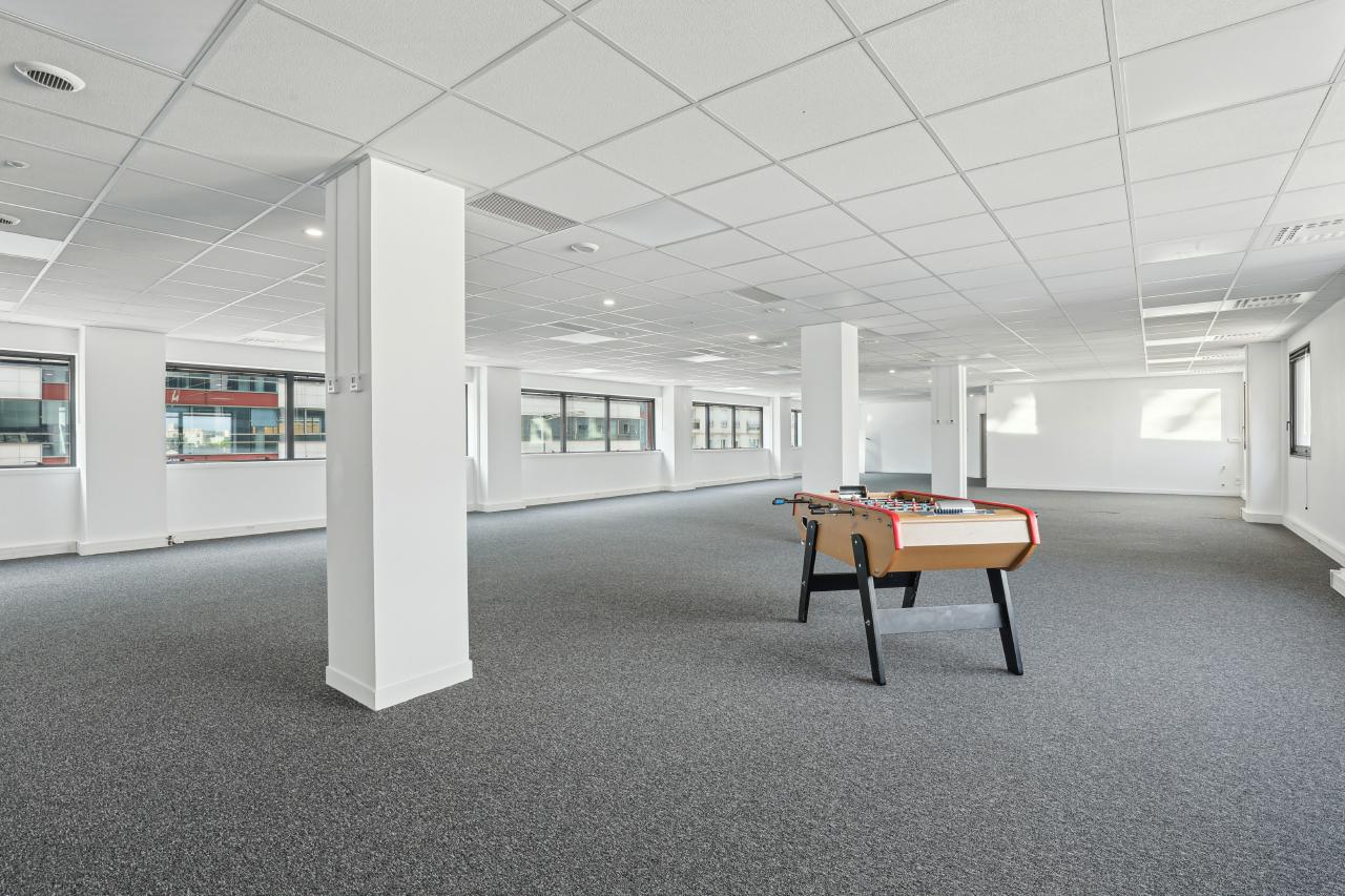 Location bureau Montigny-le-Bretonneux Yvelines OLBUR2317544 1