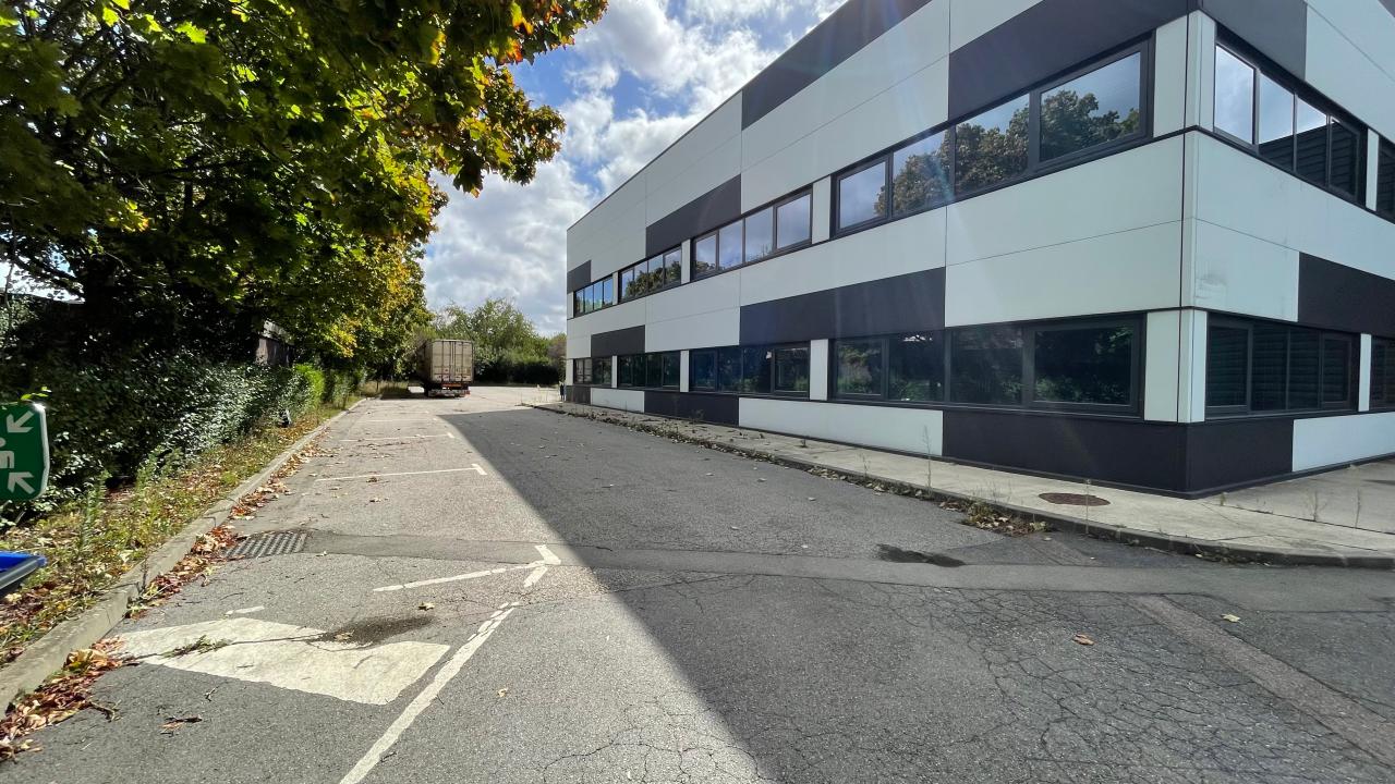 Location local d'activité Montigny-le-Bretonneux Yvelines OLACT2427819 4