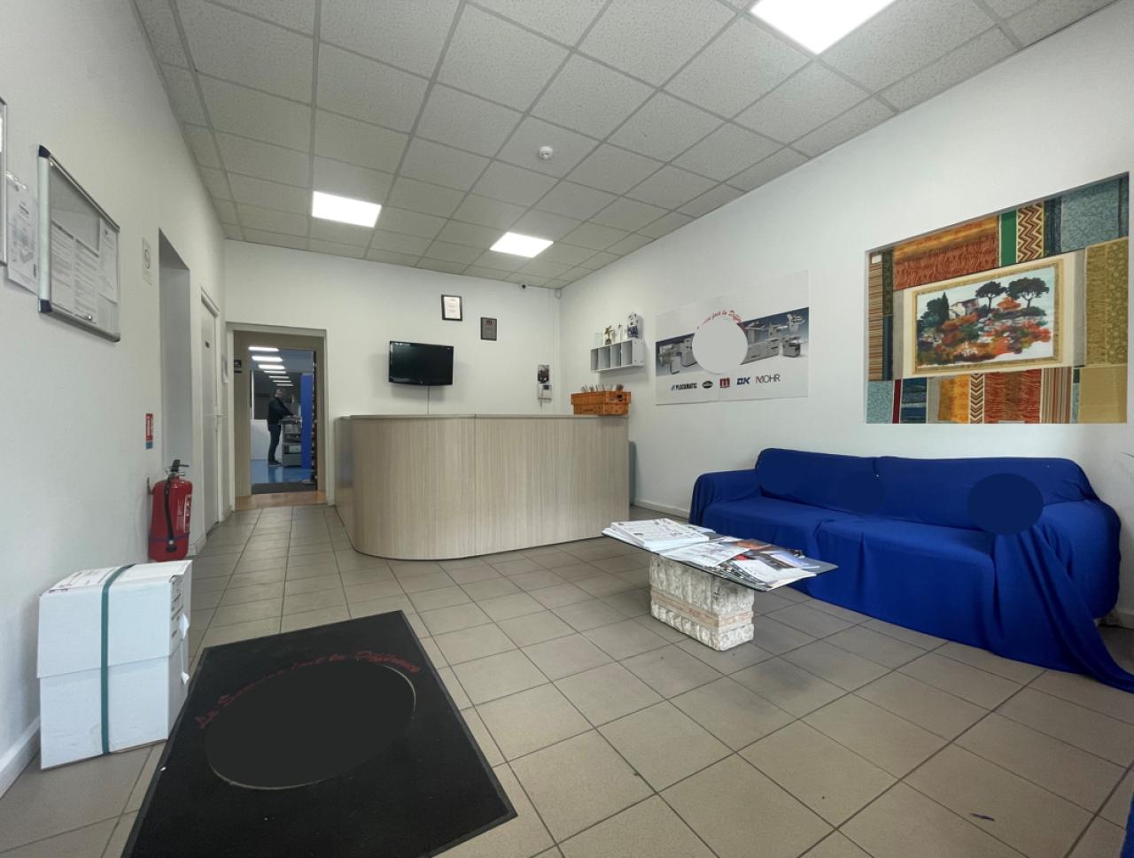 Vente local d'activité Trappes Yvelines OVACT2424219 1