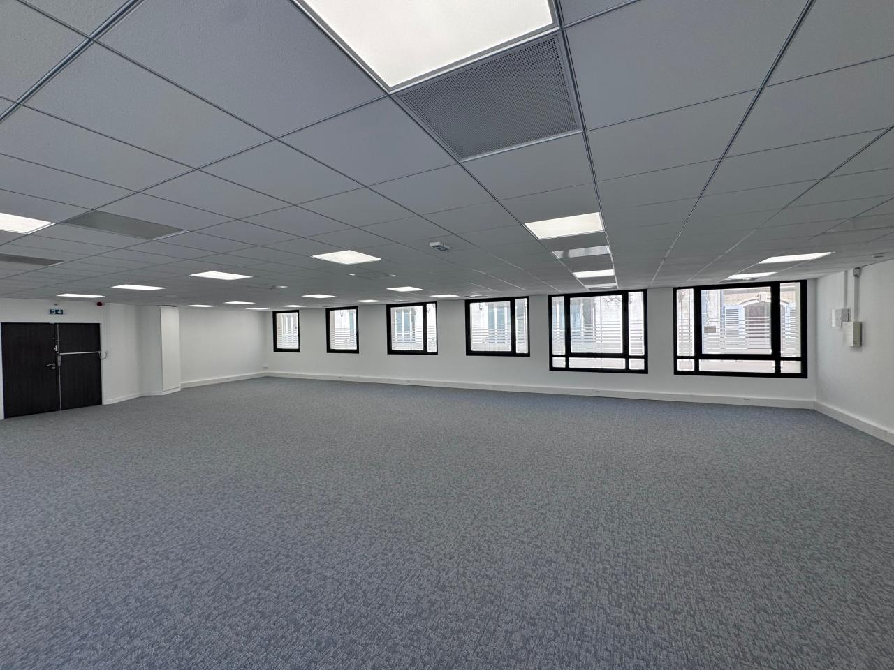Location bureau Marseille Bouches-du-Rhône OLBUR2316991 4