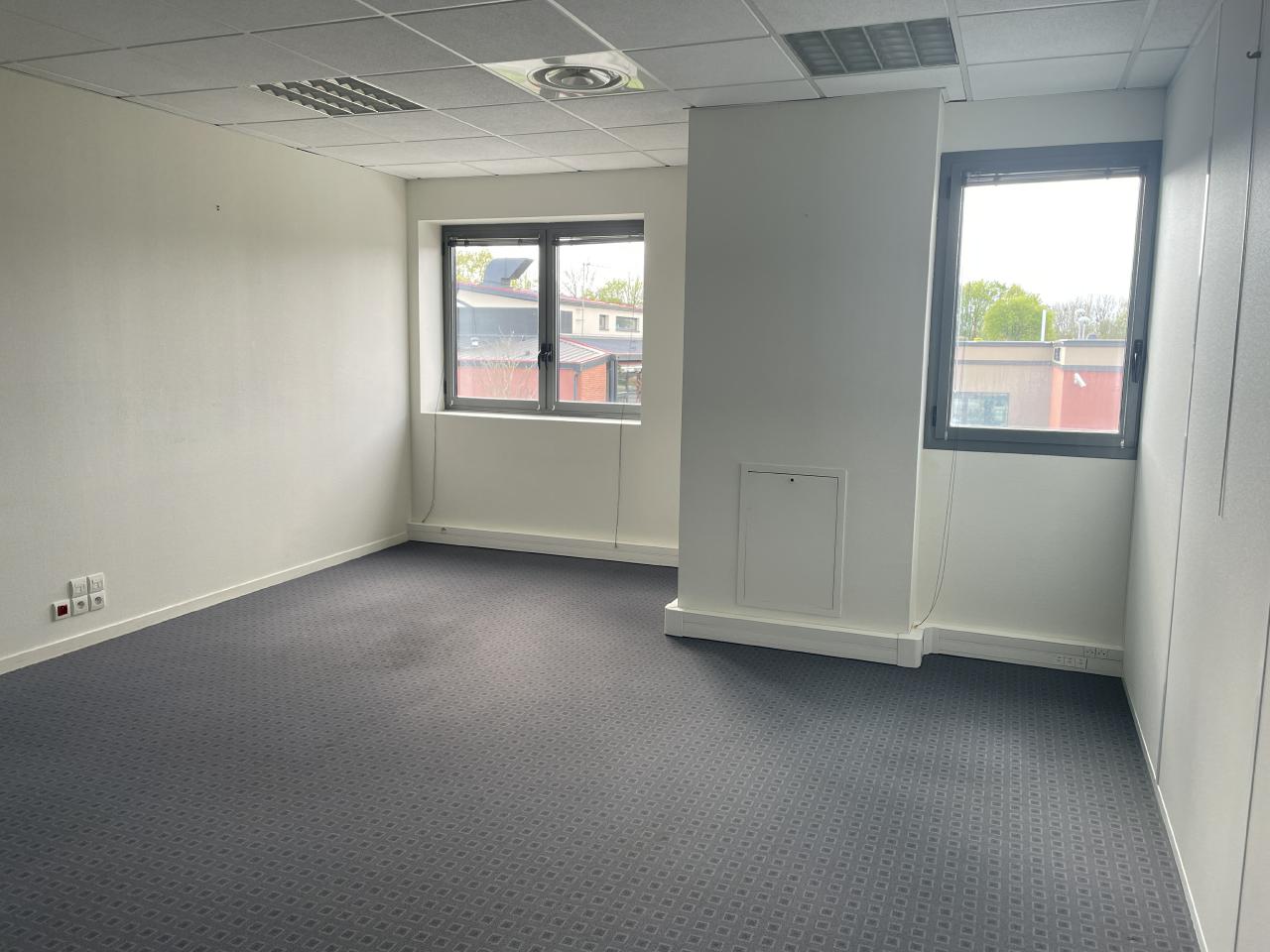 Vente bureau Saint-Grégoire Ille-et-Vilaine OVBUR2316480 2