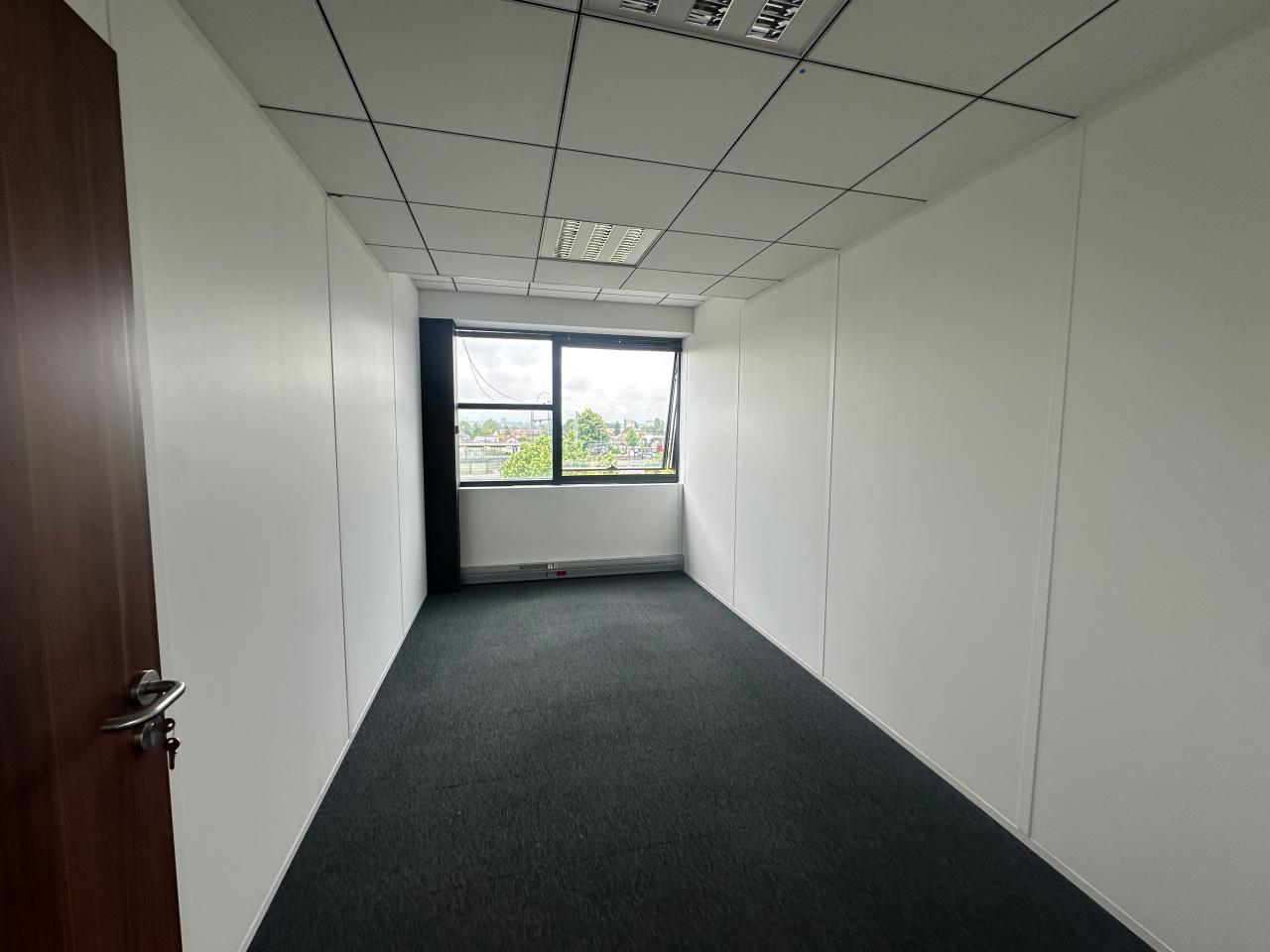 Vente bureau Chelles Seine-et-Marne OVBUR2206577 4