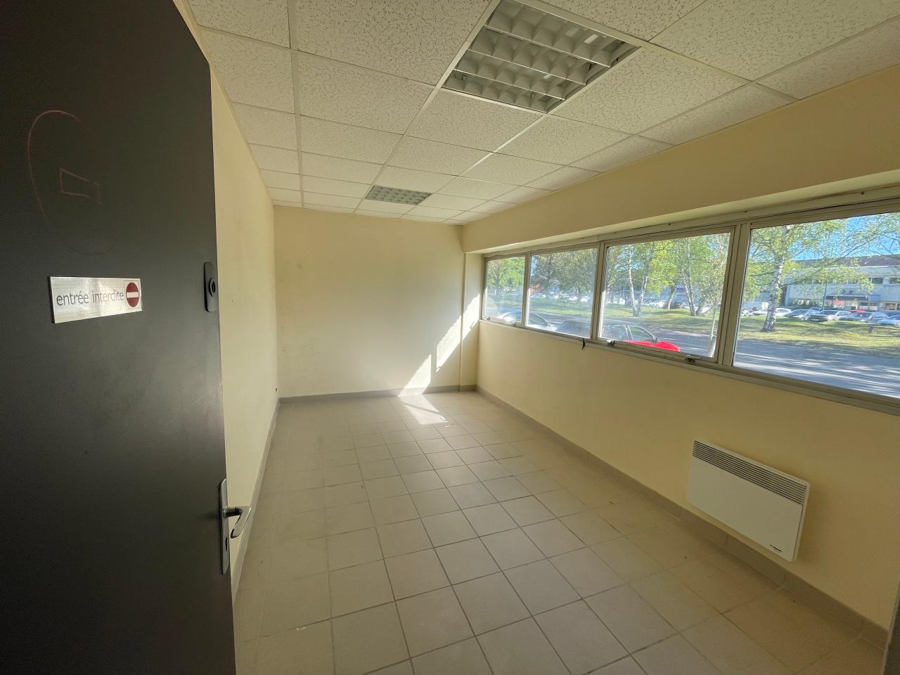 Location local d'activité Saint-Ouen-l'Aumône Val-d'Oise OLACT2640175 4