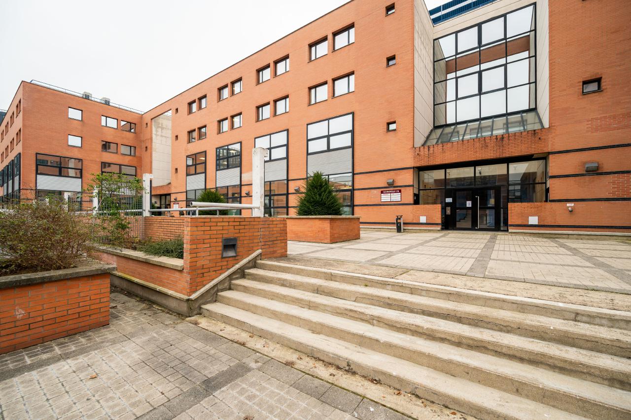 Location bureau Issy-les-Moulineaux Hauts-de-Seine OLBUR2119672 1