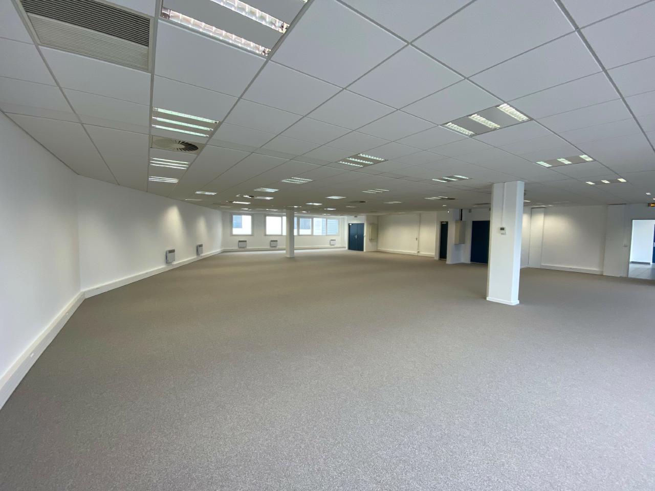 Location bureau Saint-Denis Seine-Saint-Denis OLBUR2107112 3