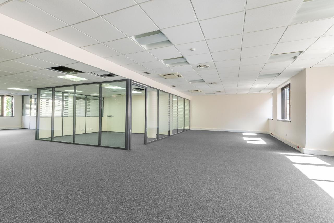 Location bureau Issy-les-Moulineaux Hauts-de-Seine OLBUR2104612 2