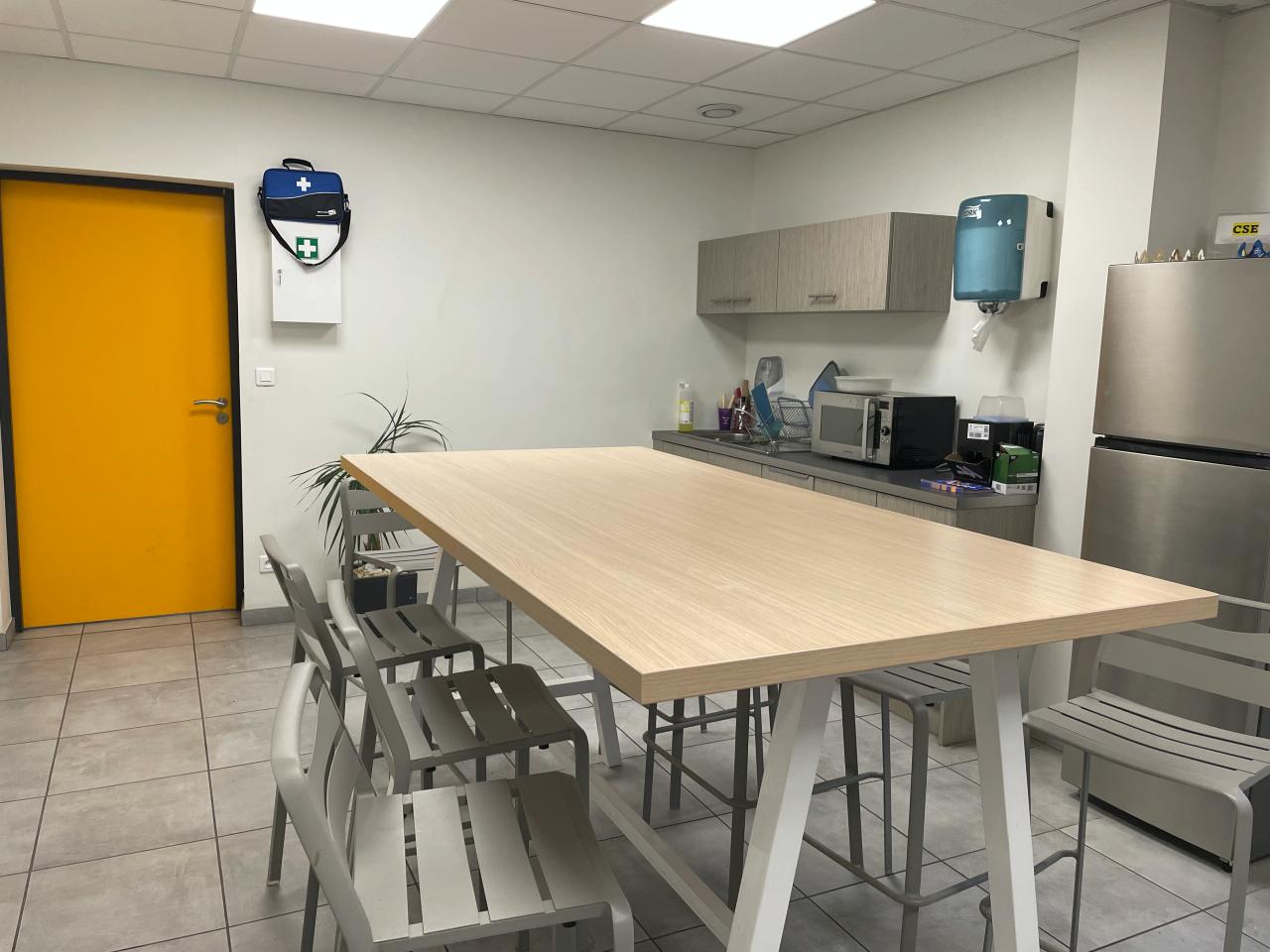 Vente local d'activité La Boisse Ain OVACT2529695 2